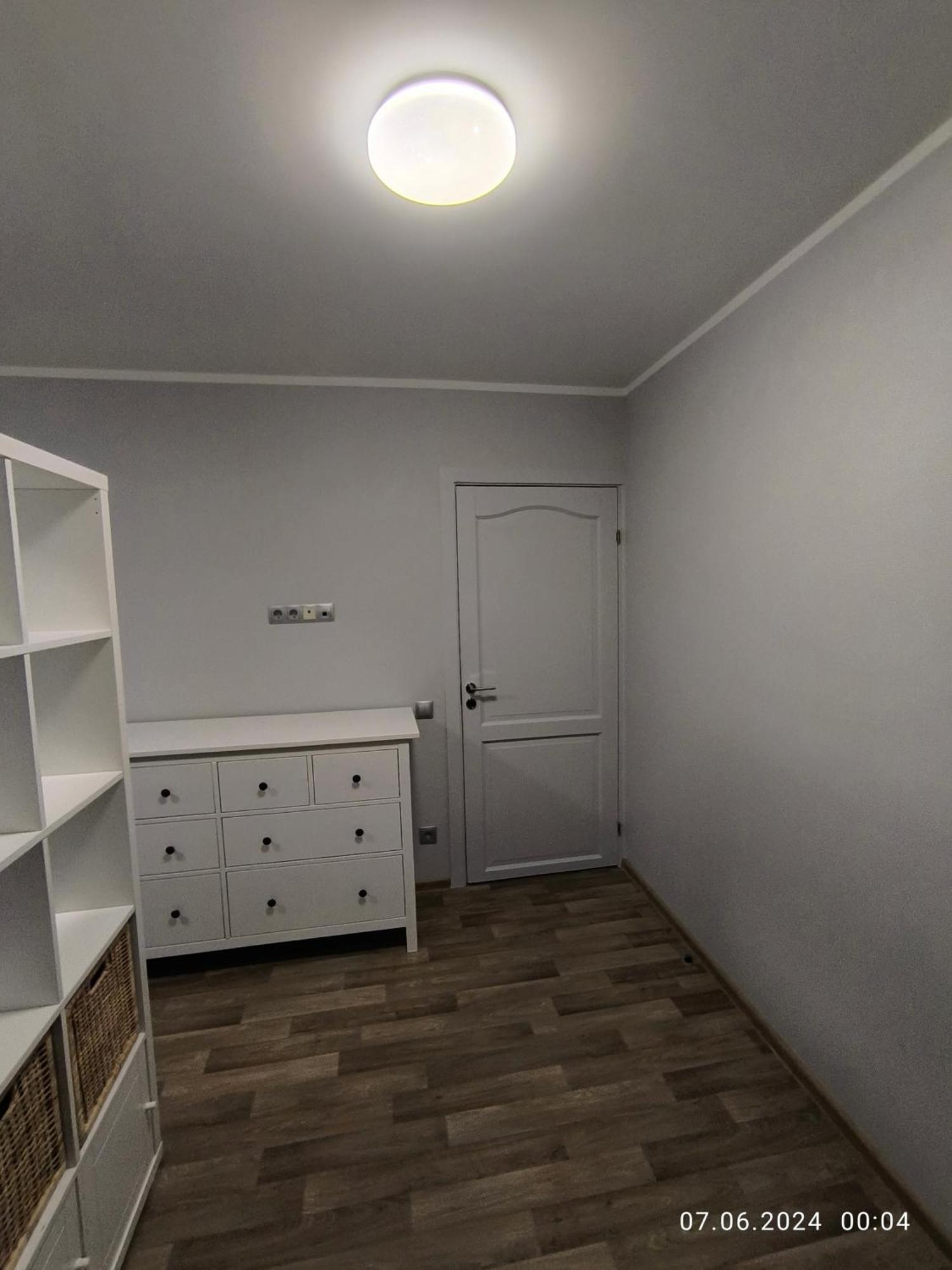 Vienistabas Erti Musdienigi Un Pilnigi Atjaunoti