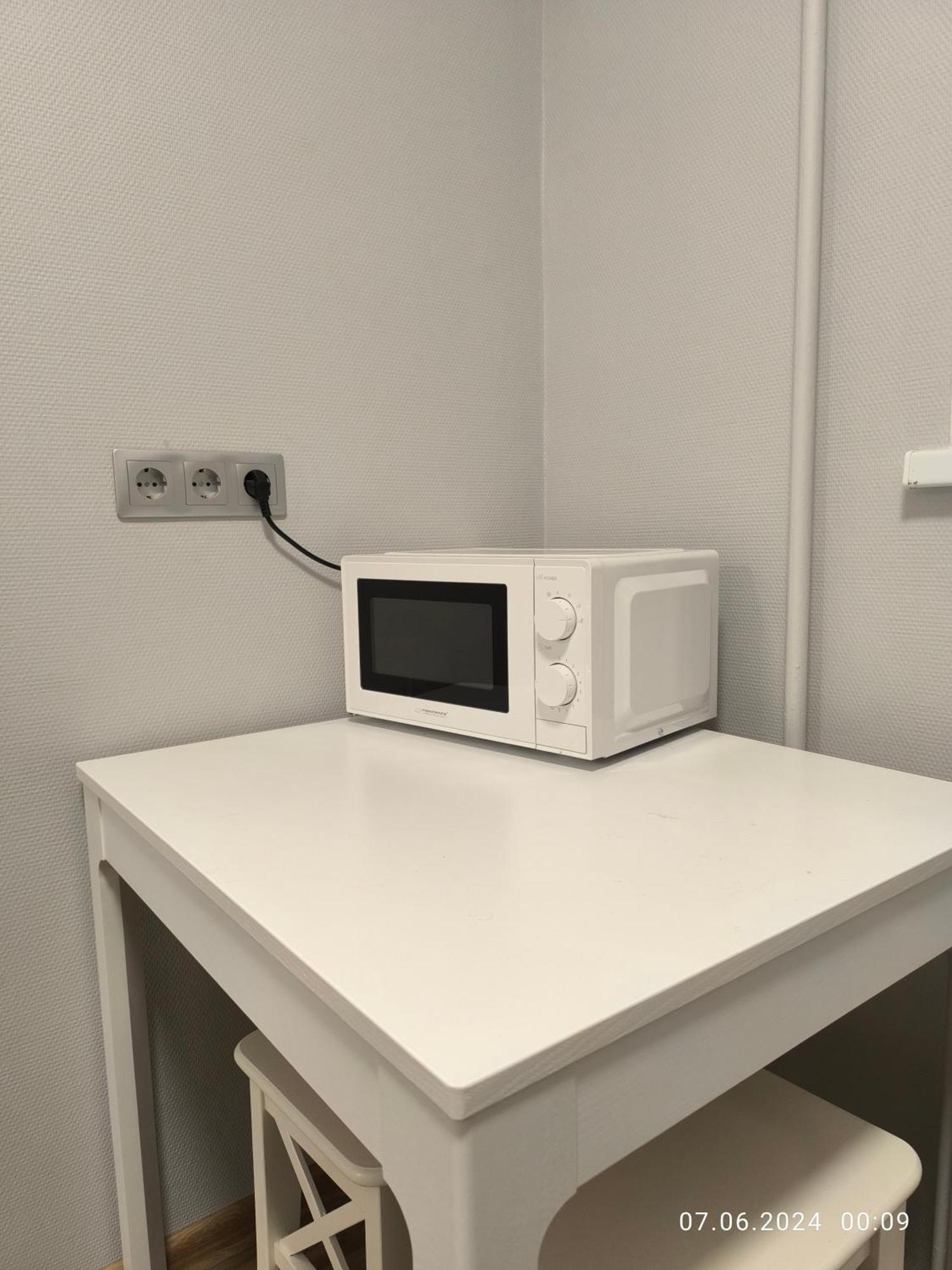 Vienistabas Erti Musdienigi Un Pilnigi Atjaunoti Apartment Riga